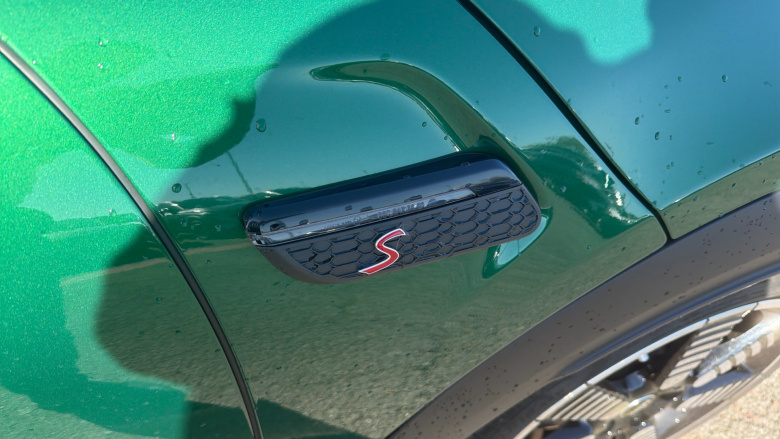 MINI Cooper 2.0 S Exclusive 2dr Auto Petrol Convertible